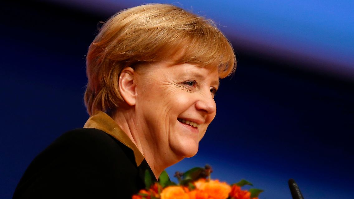 2012-12-04T143519Z_01_KAI45_RTRMDNP_3_GERMANY-MERKEL.JPG6150011911733243631.jpg