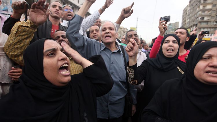 Als "letzte Warnung" wollen die Demonstranten die Proteste in Kairo verstanden wissen.