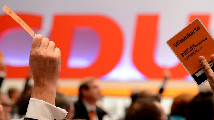 Bei der Abstimmung über die steuerliche Gleichstellung von gleichgeschlechtlichen Lebenspartnerschaften.