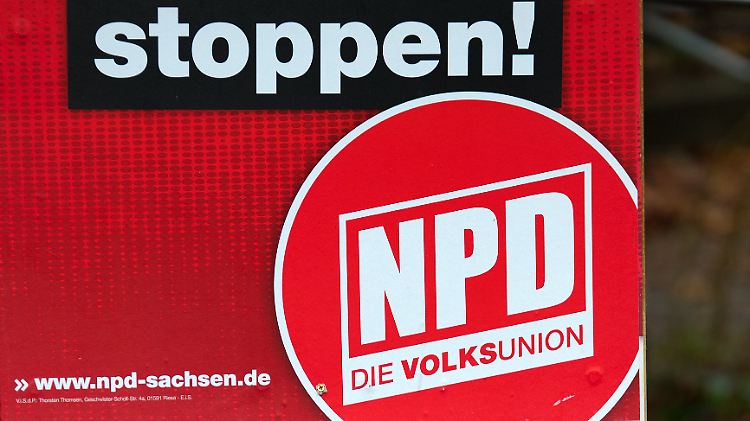 Bei einer NPD-Kundgebung vor der Türkisch-Islamischen Gemeinde Anfang November in Dresden.