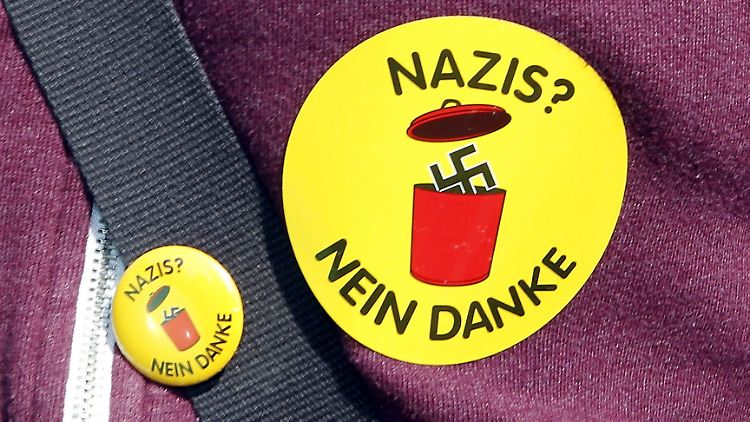 Erneuter Versuch: Die NPD soll verboten werden.