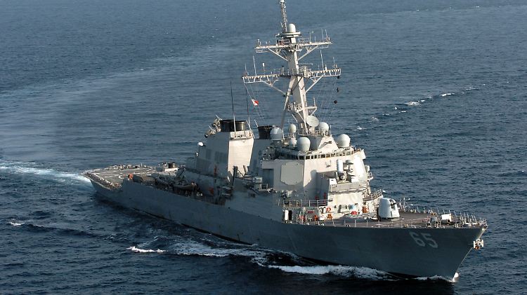 Die USS Benfold.