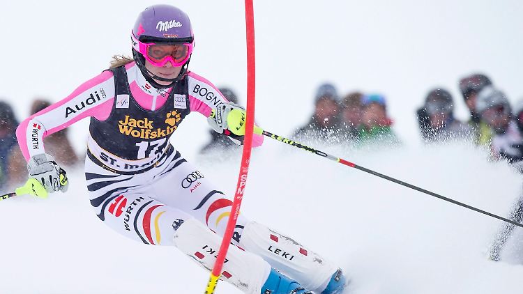 Maria Höfl-Riesch bleibt vorerst bei 69 Podiumsplatzierungen im Ski-Weltcup stehen.