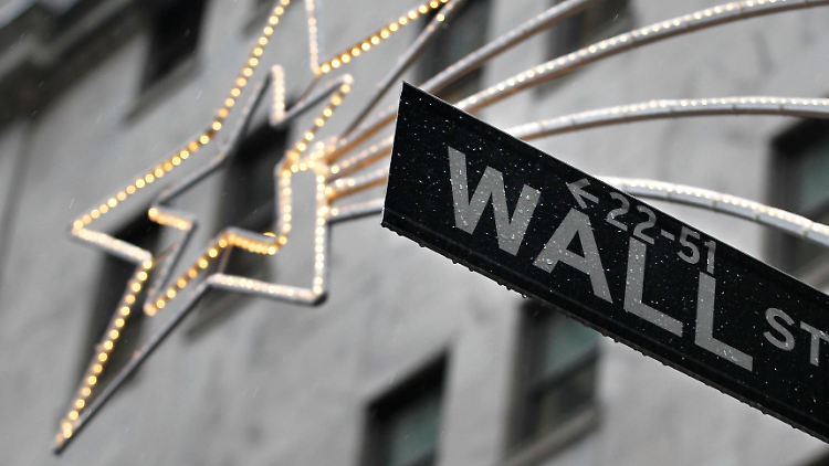 Von vorweihnachtlicher Ruhe ist an der Wall Street noch nicht viel zu spüren.