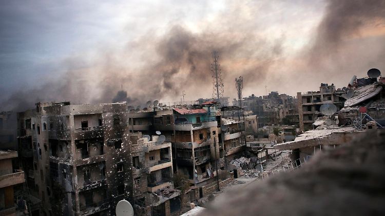 Nach mehr als zwei Jahren Krieg liegt Syrien in Trümmern.