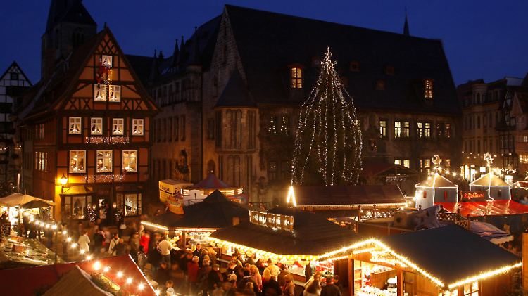 Höhepunkt des Quedlinburger Weihnachtsmarktes ist der "Advent in den Höfen".