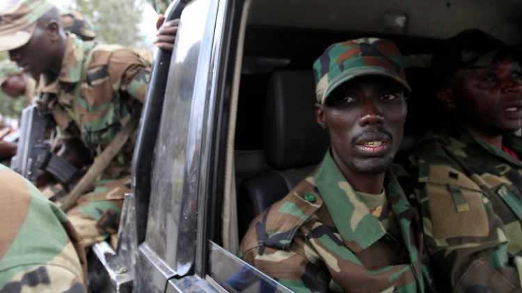2012-12-10T123543Z_01_PXP102_RTRMDNP_3_CONGO-DEMOCRATIC-ARMY.JPG4760828446981764514.jpg