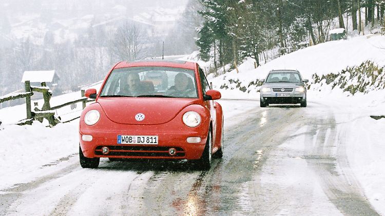 Im Winter sollten Autofahrer besonders vorsichtig unterwegs sein.