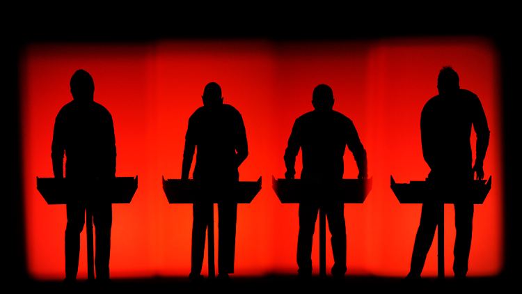 Kraftwerk - und nicht etwa Fraktus - waren die Wegbereiter des Techno.
