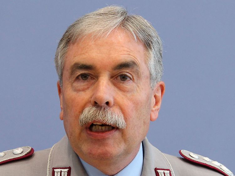 Ulrich Kirsch vom Bundeswehrverband fordert unter anderem den Einsatz von ABC-Abwehrkräften.