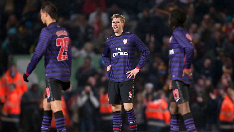 Das war nix: Arsenals Per Mertesacker nach dem Elfmeterschießen.