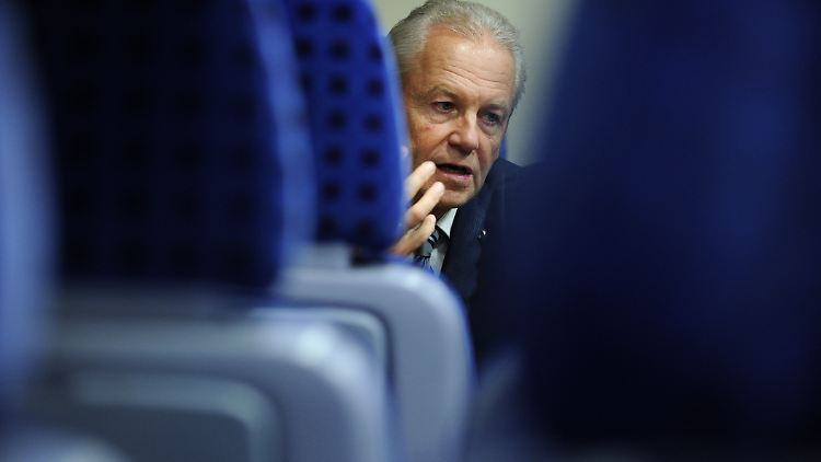 Bahnchef Rüdiger Grube hält Stuttgart 21 weiter für wirtschaftlich.