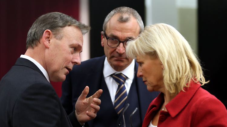 Thomas Oppermann (SPD), Volker Beck (Grüne) und Dagmar Enkelmann (Linke).