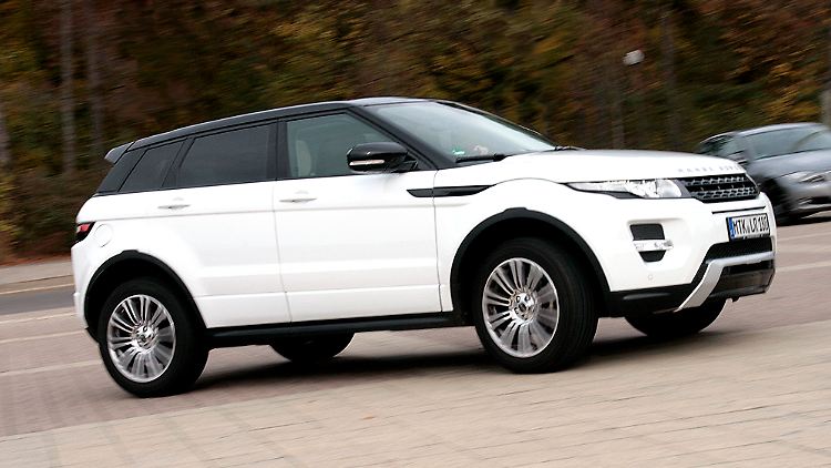 Serienmäßig rollt der Evoque auf 19-Zoll-Alus, gegen Aufpreis auch auf 20ern.