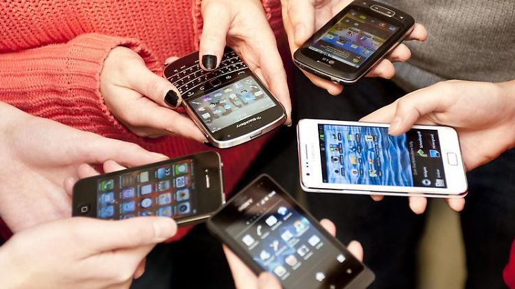 Smartphone ist nicht gleich Smartphone: Käufer machen es sich leichter, wenn sie Prioritäten setzen. Foto: Mascha Brichta