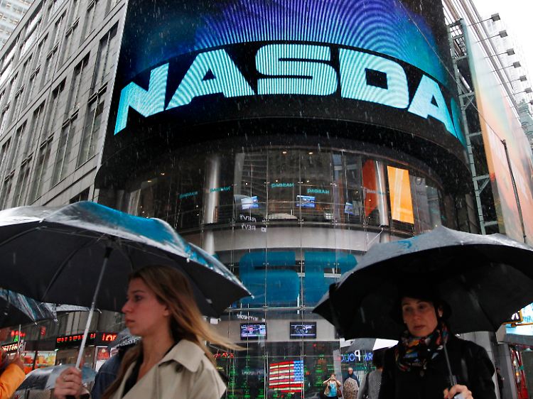Prominente Adresse: Die Nasdaq-Zentrale am Broadway, unweit des Times Square (Archivbild).