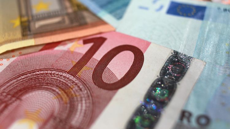 Euro hält sich tapfer.