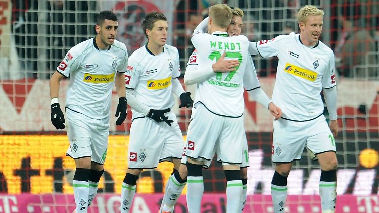 Die Gladbacher legten durch ein Tor von Marx gegen die Bayern vor.