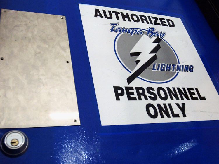 Sperrzone für die Spieler: Die Umkleidekabine von NHL-Champion Tampa Bay Lightning.
