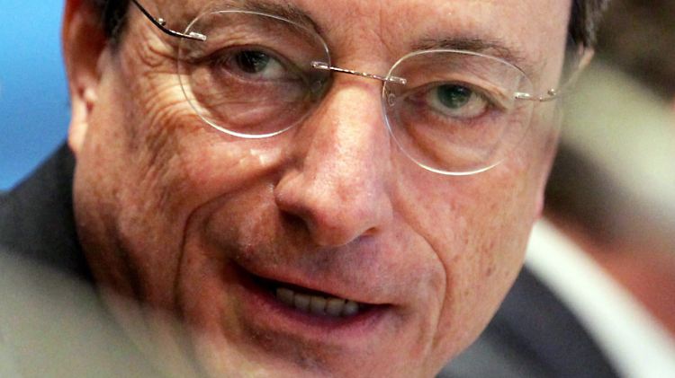 Die EZB hat dem Bankensystem bei ihren beiden Dreijahrestendern netto eine halbe Billion Euro zur Verfügung gestellt.