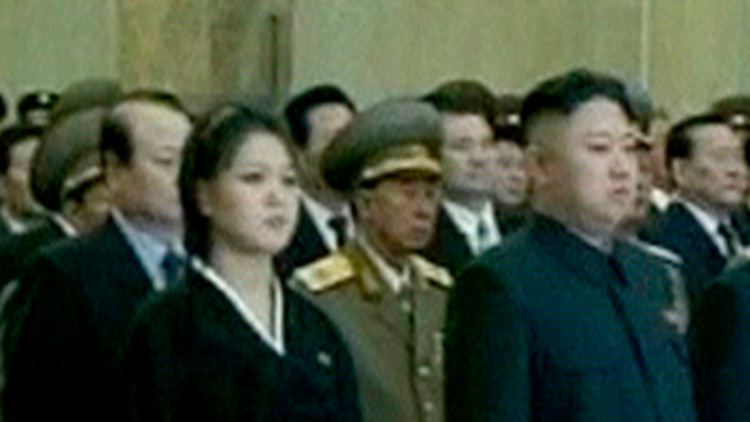 Kim Jong Un und seine Frau Ri Sol Ju bei der Gedenkfeier für Kim Jong Il.