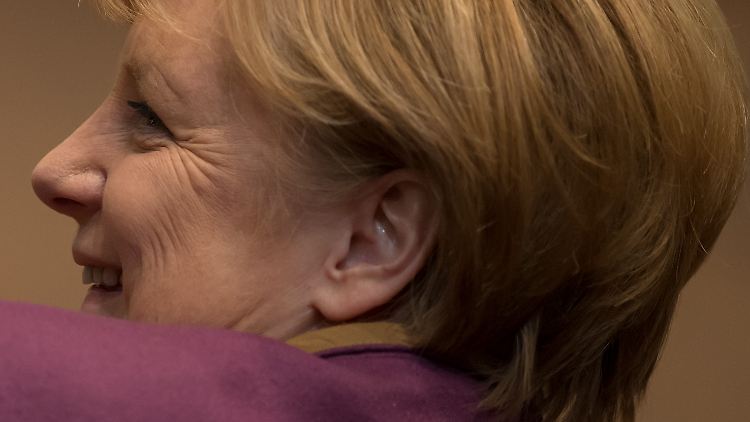 Merkel sitzt fester im Sattel denn je.
