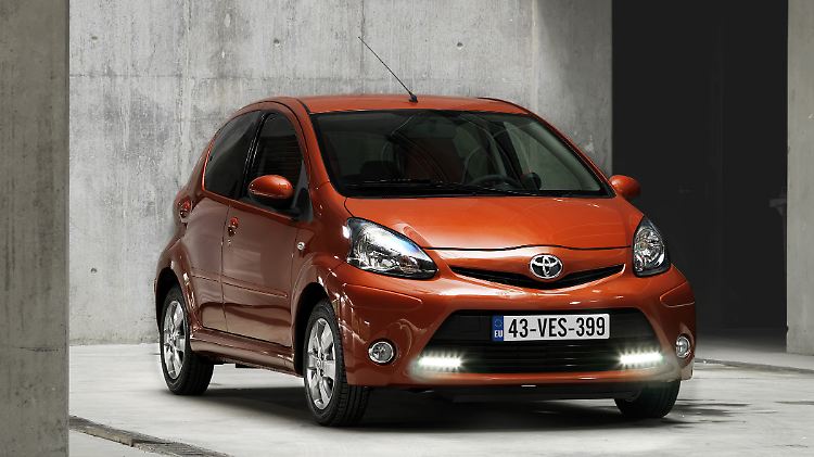 Dass der Toyota Aygo fast acht Jahre alt ist, zeigt sich auch beim Crash-Test.