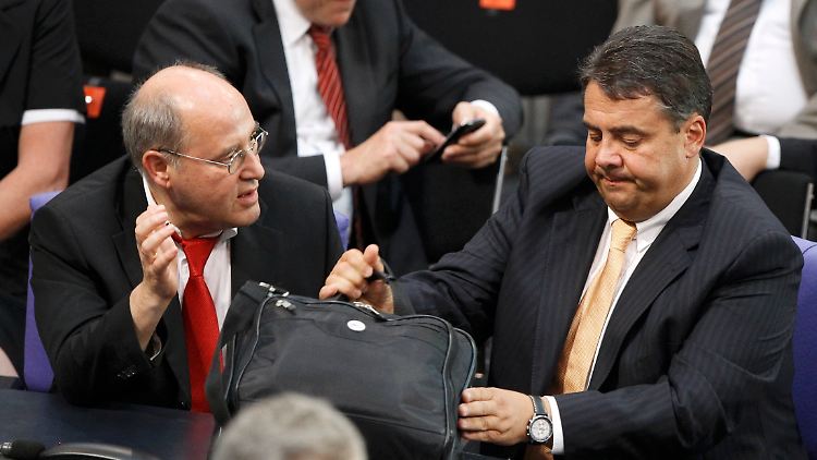 Einseitig gesprächsbereit: Gysi blitzt bei Gabriel ab.