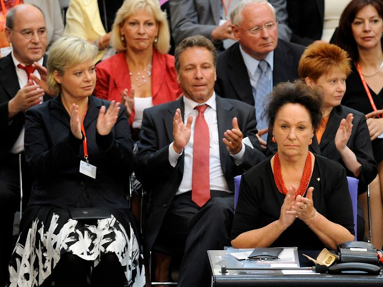 Die Ursache des Problems: Die Linke hatte bei der Bundespräsidentenwahl an ihrer Kandidatin Jochimsen festgehalten und die SPD damit verärgert.