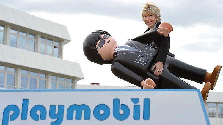 Geschäftsführerin Schauer glaubt, dass Playmobil auch in einer digitalen Welt bestehen kann.
