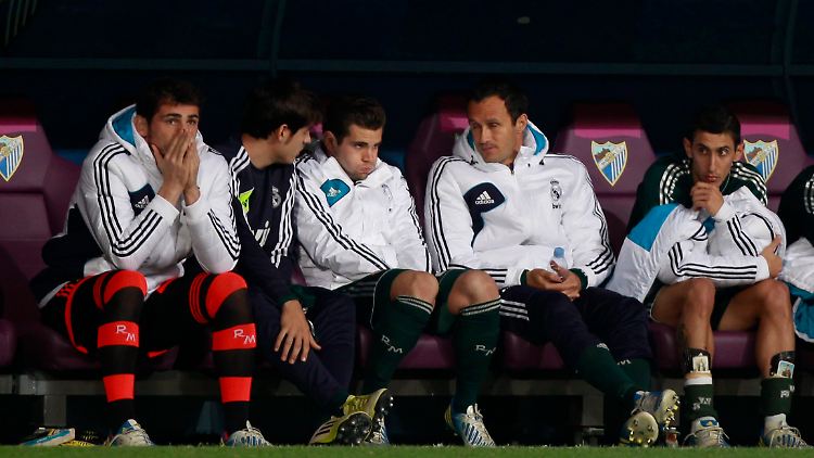 Man kann es auch so sehen: Mit Iker Casillas (l.) hat Real Madrid den besten Ersatztorwart der Welt.