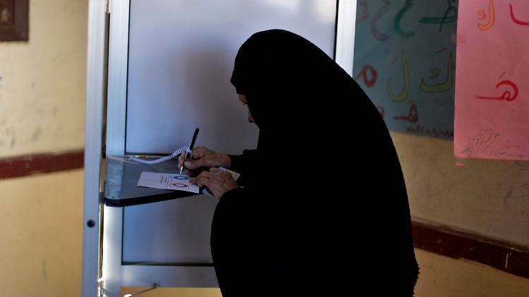 Die Opposition beklagt zahlreiche Wahlrechtsverstöße.
