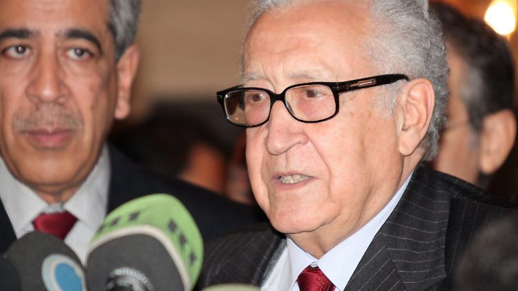 Lakhdar Brahimi bei seinem dritten Besuch in Damaskus.