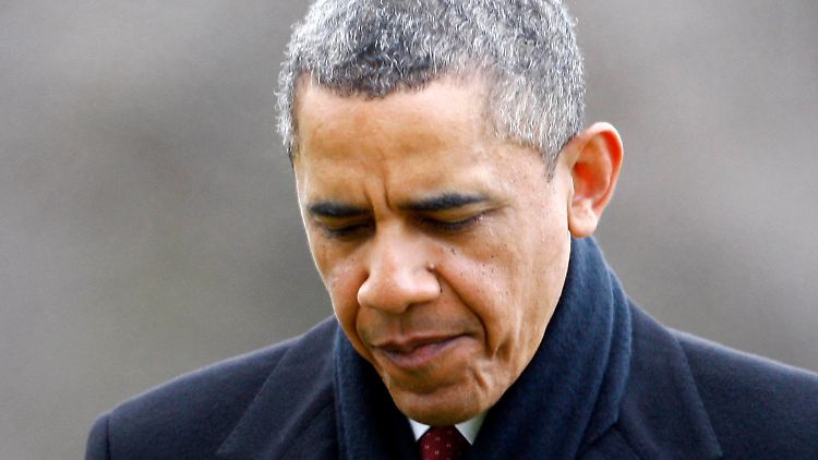 Obama bei seiner Ankunft auf dem Rasen des Weißen Hauses. Wegen des Haushaltsstreits hat der Präsident seinen Weihnachtsurlaub auf Hawaii vorzeitig abgebrochen.
