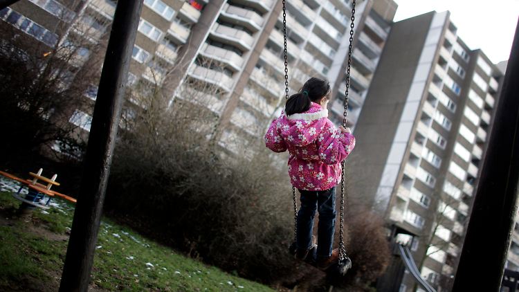 Die Karlsruher Richter hatte eine Besserstellung von Kindern aus Hartz-IV-Familien verlangt.