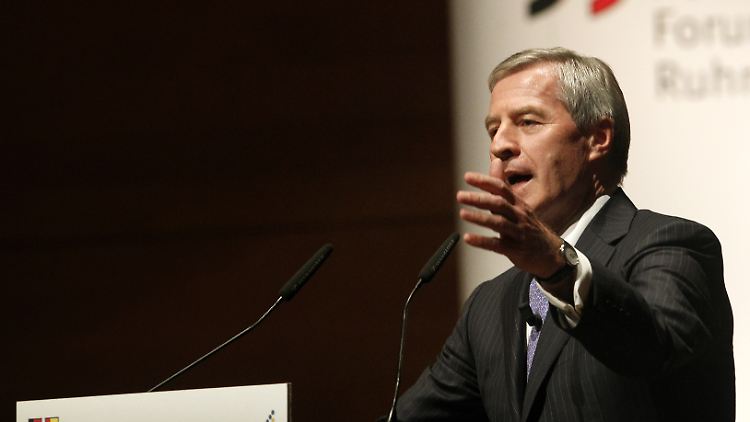 Fürchtet sich vor Konkurrenz aus dem Internet und den Schwellenländern: Deutsche-Bank-Co-Chef Jürgen Fitschen.