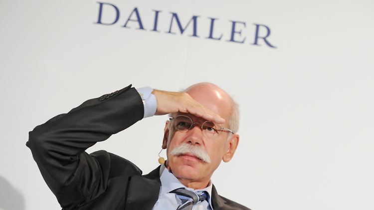 Daimler-Chef Zetsche will die Rivalen BMW und Audi schon vor 2020 wieder überrunden.