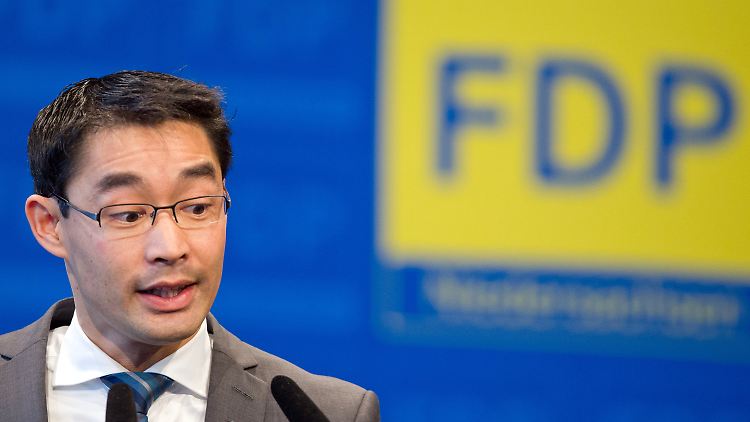 Rösler ist in bedrängnis - aber er will FDP-Chef bleiben.