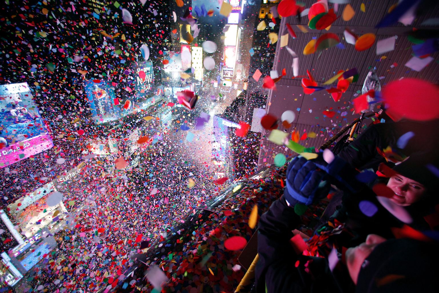 Eine der gewaltigsten Silvester-Partys ließen die New Yorker steigen.
