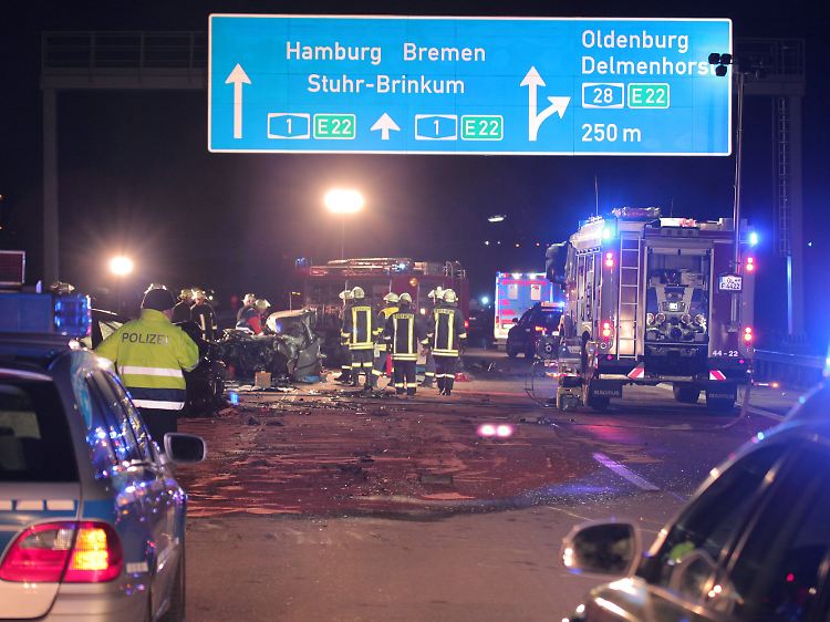Der LKW-Fahrer beging nach dem Crash Fahrerflucht.