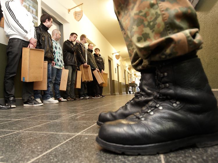 Offenbar stellen sich viele Freiwillige den Wehrdienst anders vor.