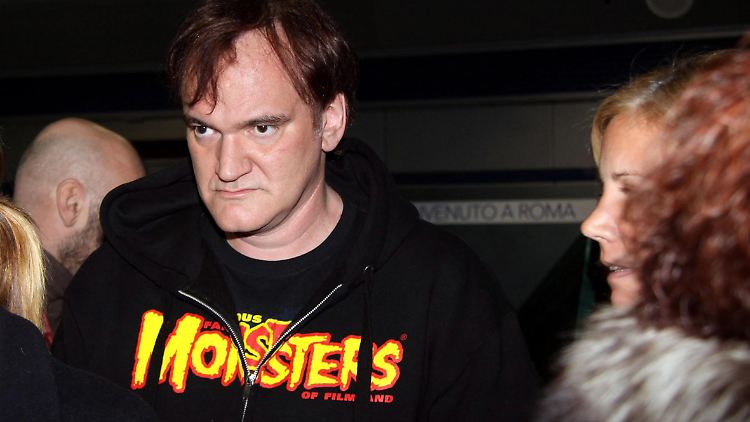 Monsterblick, Monstershirt: Quentin Tarantino am 3. Januar bei seiner Ankunft in Rom, wo er beim Filmfestival den "Career Achievement Award" verliehen bekommt.