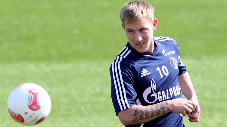 "Tottenham ist kein kleiner Verein. Er hat Top-Spieler, Top-Fans, einen wahnsinnig guten Trainer": Lewis Holtby.