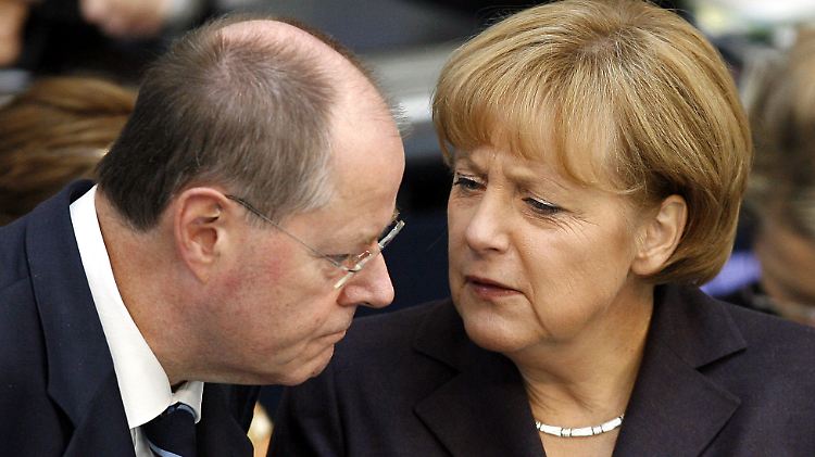 Das war im September 2008. Damals war Steinbrück Merkels Finanzminister.