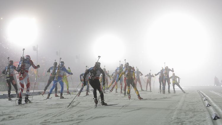 Biathleten kennen keine widrigen Umstände.