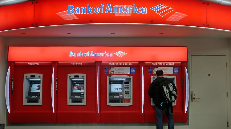 Die Bank of America räumt kräftig auf.