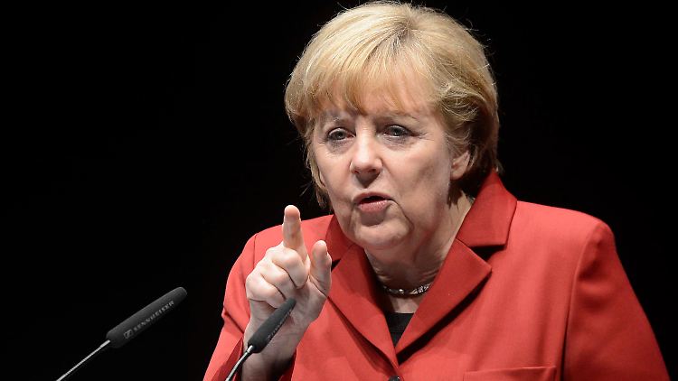 Angela Merkel benötigt die rot-grünen Stimmen, weil es in den eigenen Reihen Abweichler gibt.