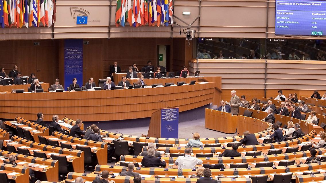 Eigentlich sollte das Parlamentsplenum morgen in erster Lesung über eine Kompromisslösung abstimmen.