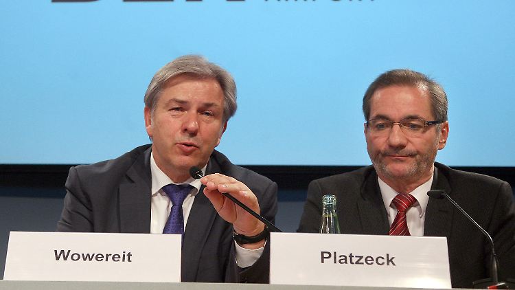 Für Klaus Wowereit und Matthias Platzeck ist der Flughafen zum Albtraum geworden.