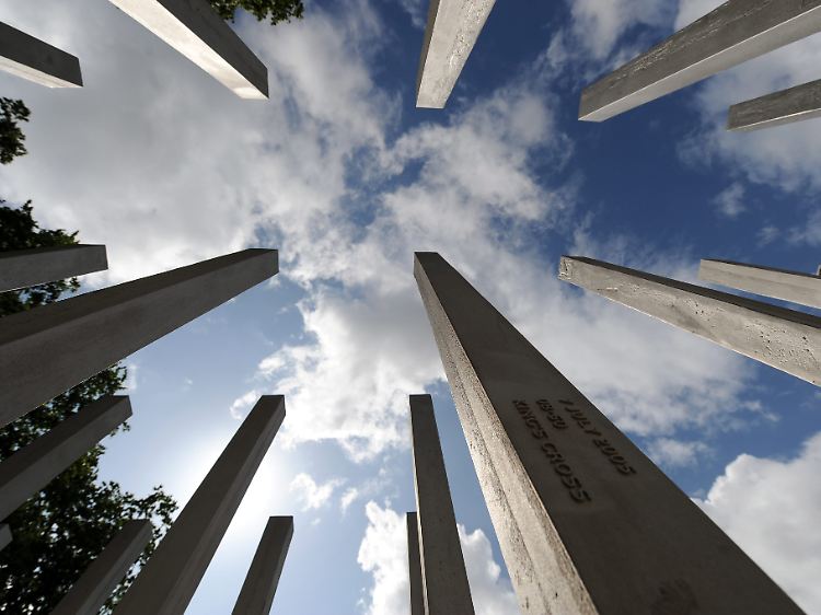 Ein Mahnmal im Londoner Hyde Park erinnert an die 52 Opfer.